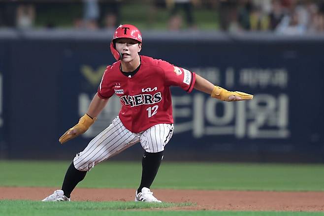 ▲ FA 박찬호가 팀에 남든, 아니든 KIA는 박찬호 이후의 유격수를 찾아야 하고 정현창은 그 후보 중 하나로 올라서는 데 성공했다 ⓒKIA타이거즈