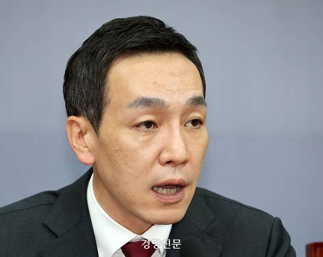 김민수 국민의힘 최고위원이 지난달 당 최고위원회의에서 발언하고 있다. 박민규 선임기자