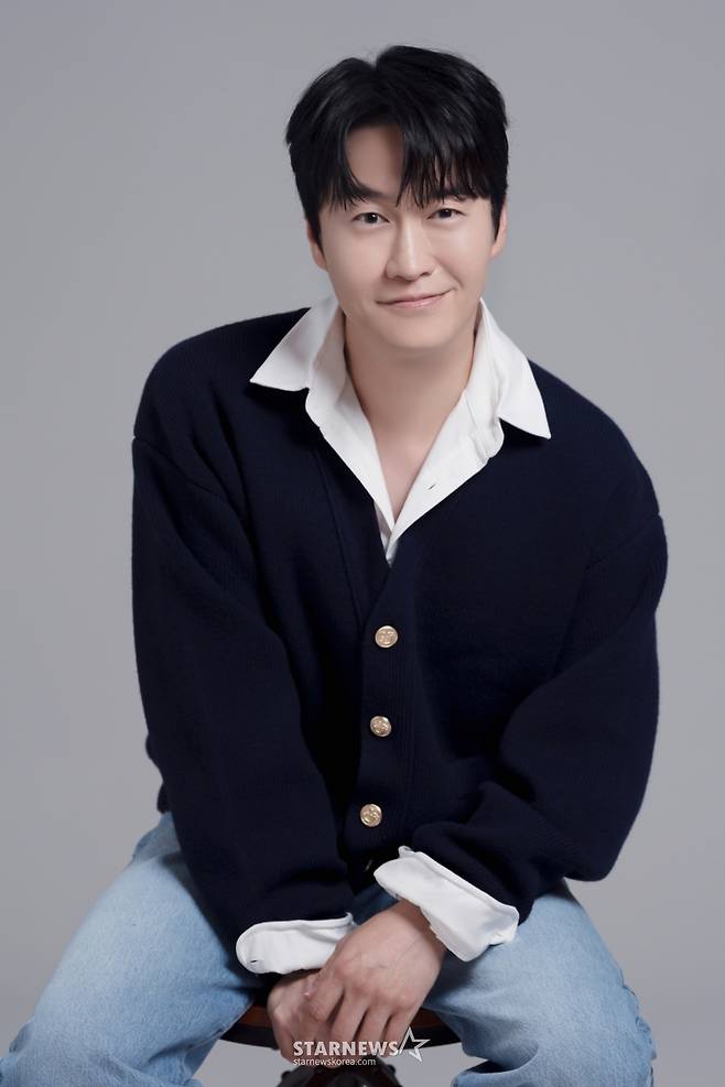 tvN 드라마 '폭군의 셰프' 배우 오의식이 1일 진행된 종영 라운드 인터뷰를 위해 포즈를 취하고 있다. /사진제공=하이지음스튜디오 2025.10.01 /사진=이동훈 photoguy@