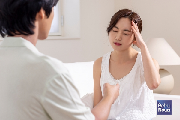 '이석증(耳石症)'은 머리를 특정한 방향으로 움직이거나 일정한 자세를 취했을 때 갑작스럽게 나타나는 안구진탕과 심한 어지럼증을 특징으로 하는 이비인후과(또는 신경과) 질환이다. ⓒ베이비뉴스 