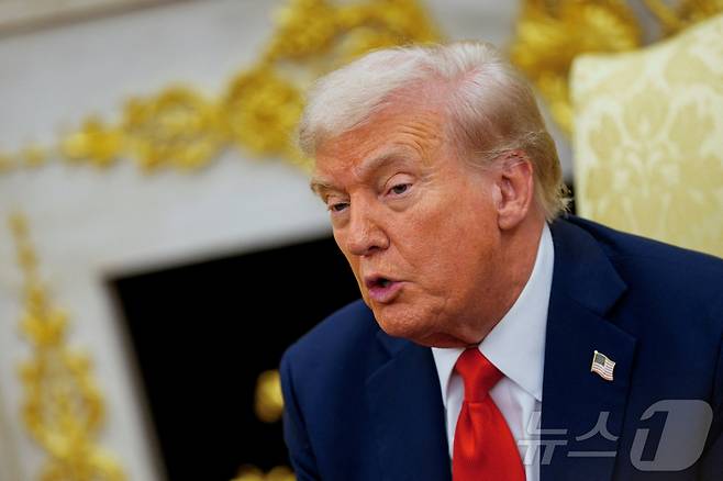 도널드 트럼프 미국 대통령이 9일(현지시간) 워싱턴DC 백악관에서 알렉산데르 스투브 핀란드 대통령과 회담하고 있다. 2025.10.09. ⓒ 로이터=뉴스1 ⓒ News1 류정민 특파원