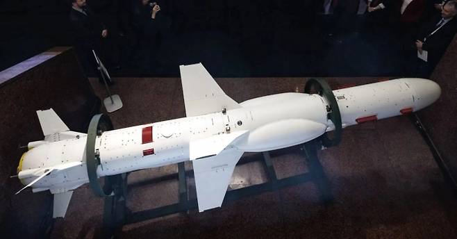 우크라이나의 최신형 넵튠 미사일. 우크라이나 국방부 제공