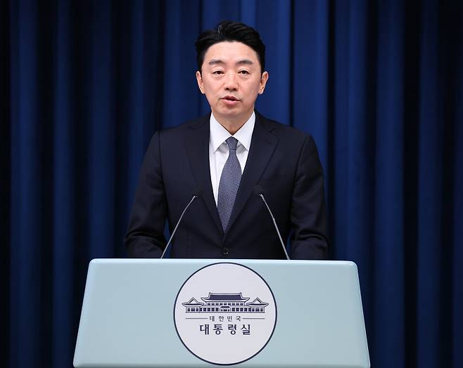 강훈식 대통령 비서실장이 9월19일 용산 대통령실에서 청년의 날을 맞아 진행했던 청년 주간 행사 관련 브리핑을 하고 있다. ⓒ연합뉴스