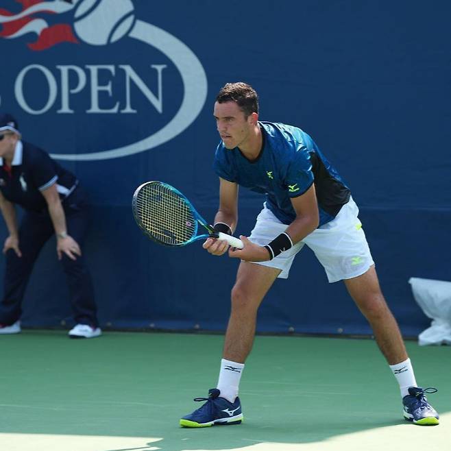 도핑 검사에 적발돼 자격정지 4년 징계를 받은 베네수엘라 테니스 선수 곤살루 올리베이라 모습. /사진=곤살루 올리베이라 SNS 캡처