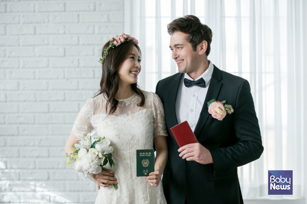 정부는 어린이집을 이용하는 다문화 가정의 0~5세 영유아 자녀에게 보육료를 지원하고 있다. ⓒ베이비뉴스