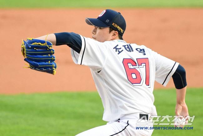 2021 KBO리그 두산베어스와 키움히어로즈의 경기가 13일 서울 잠실야구장에서 열렸다. 두산 선발투수 조제영이 키움타선을 상대하고 있다. 잠실=최문영 기자 deer@sportschosun.com /2021.05.13/