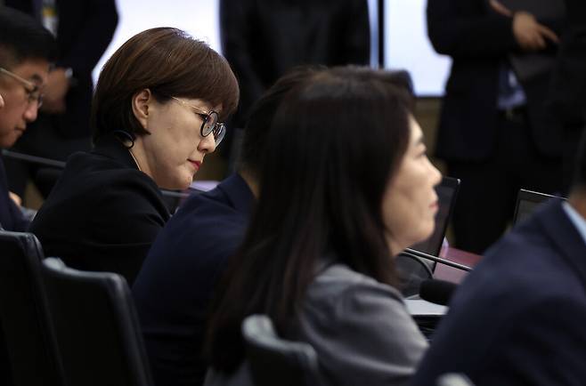 김현지 제1부속실장이 13일 용산 대통령실에서 열린 수석보좌관회의에 참석해 있다. 연합뉴스