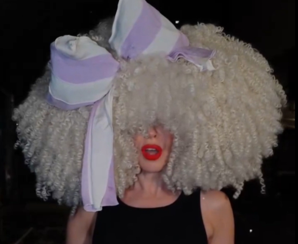 호주 출신 싱어송라이터 시아. 엑스(X·옛 트위터) 캡처