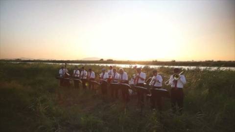 노신사 밴드의 연주 모습. 노신사 밴드 제공