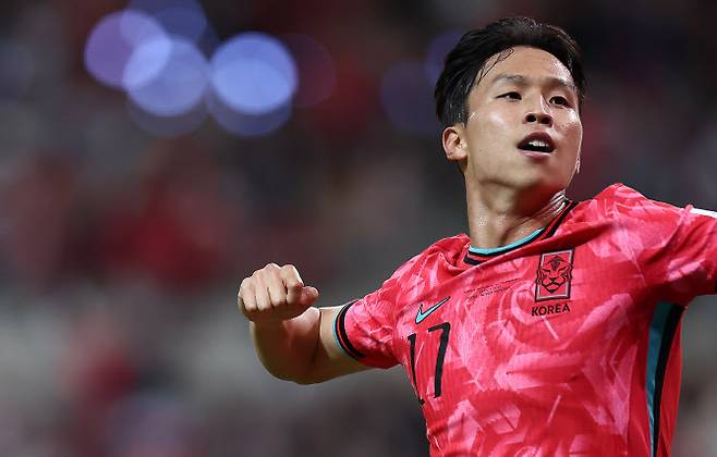 14일 서울 마포구 서울월드컵경기장에서 열린 한국과 파라과이 축구 대표팀의 친선경기. 엄지성이 골을 넣고 세리머니하고 있다. 사진=연합뉴스