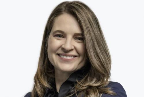 스테이시 마르티넷 어도비 최고커뮤니케이션책임자 - 많은 CEO들이 채용 과정에서 AI를 사용하는 것을 ‘부정행위’로 보지만, 이 어도비 임원은 오히려 그런 지원자들을 자신이 찾고 있는 ‘혁신가’라고 말한다. 어도비 제공