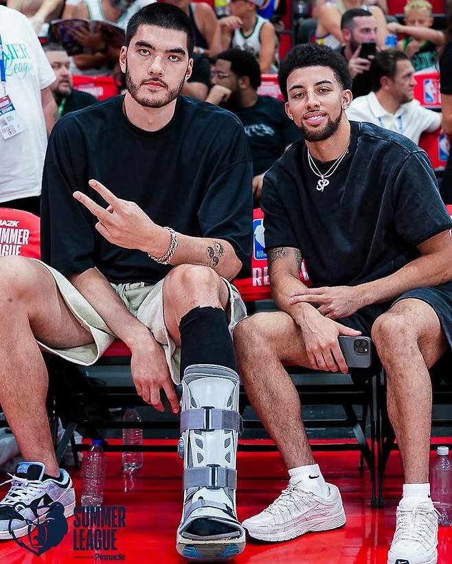 (왼쪽부터) 잭 이디, 스코티 피펜 주니어