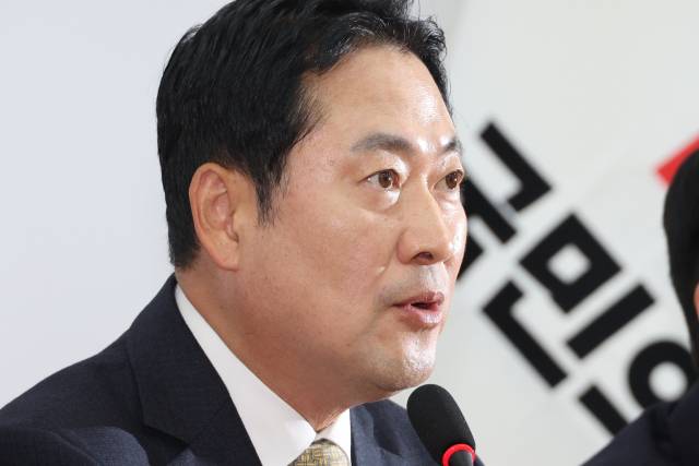 장동혁 국민의힘 대표가 20일 서울 여의도 국회에서 더불어민주당의 사법개혁안과 언론개혁안에 대한 입장을 밝히고 있다. 연합뉴스