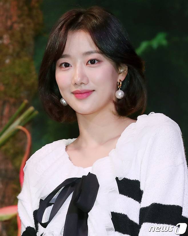 걸그룹 에이프릴 출신 이나은 ⓒ News1 김진환 기자