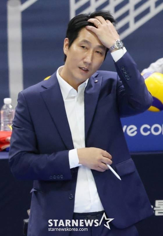 권영민 한국전력 감독. /사진=김진경 대기자