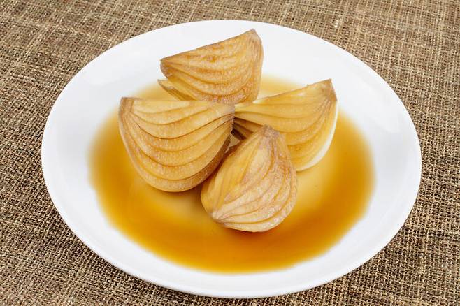 양파 등 프로바이오틱스가 풍부한 식품은 장 건강을 개선하는 데 도움이 된다. 사진=클립아트코리아