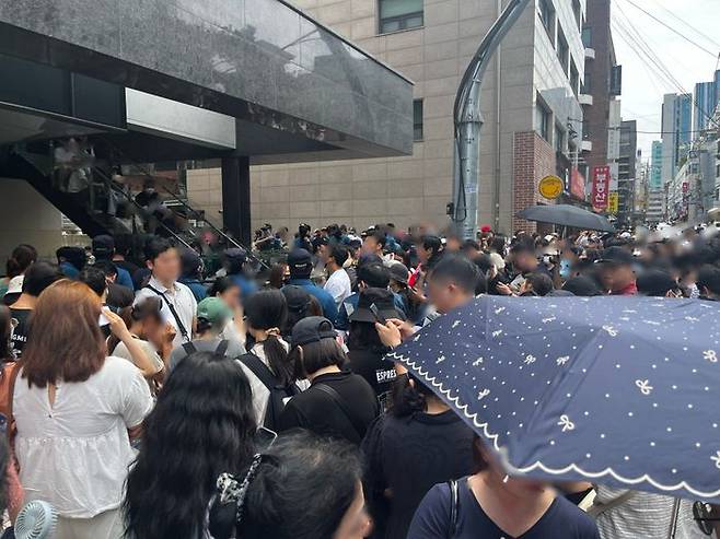지난해 7월 티몬 본사 앞에 피해자들이 모여 있다.ⓒ데일리안DB