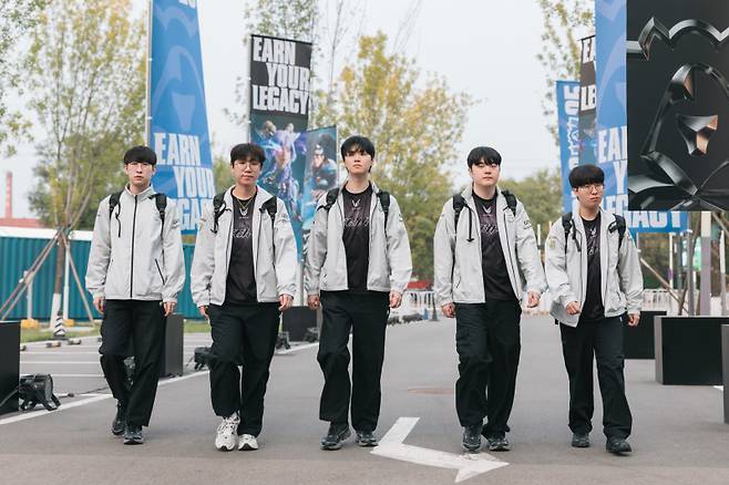 젠지 선수단. 라이엇 게임즈 제공