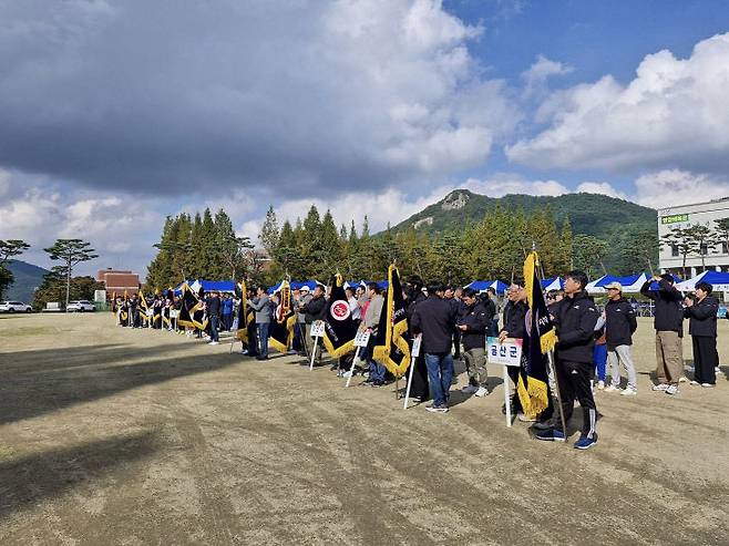 충남옥외광고협회 한마음체육대회가 25일 한서대학교에서 성황리에 개최됐다.(사진=서산시 제공)
