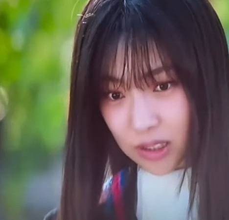 이진이 /사진=황신혜 인스타그램 캡처