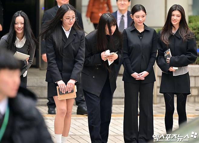 '뉴진스' 민지, 하니, 다니엘, 해린, 혜인