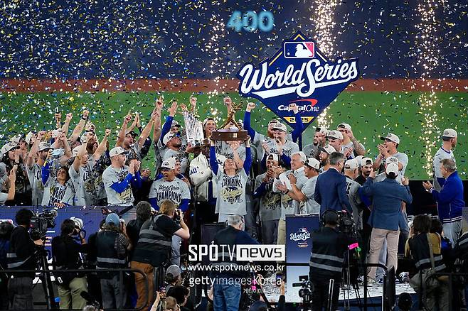 ▲ 극적으로 월드시리즈 2연패에 성공한 LA 다저스