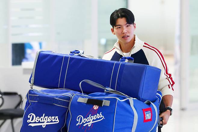 김혜성이 귀국한 모습. 사진 | 연합뉴스