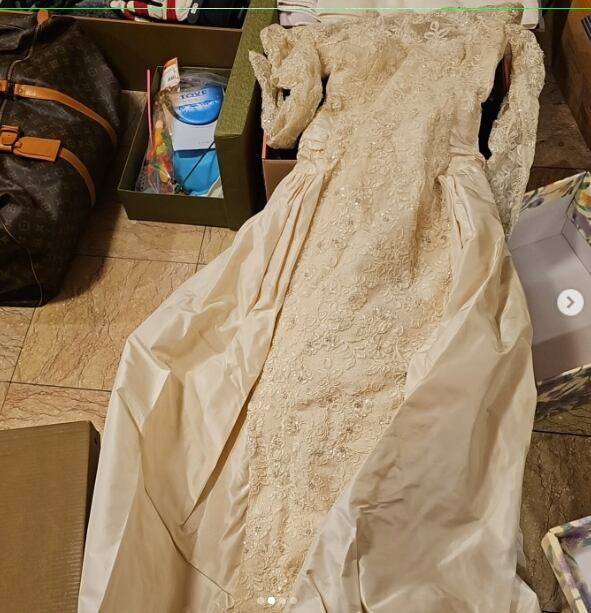 노소영 아트센터 나비 관장이 결혼식 당시 입던 웨딩드레스를 공개했다. /노소영 관장 인스타그램 캡처