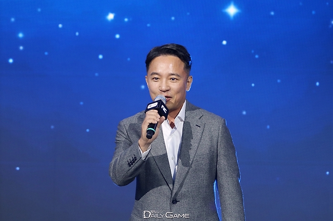 엔씨소프트 김택진 대표가 '지스타 2025' 메인 스폰서를 맡은 의미와, 글로벌과 다장르를 포함하는 사업전략을 발표했다.