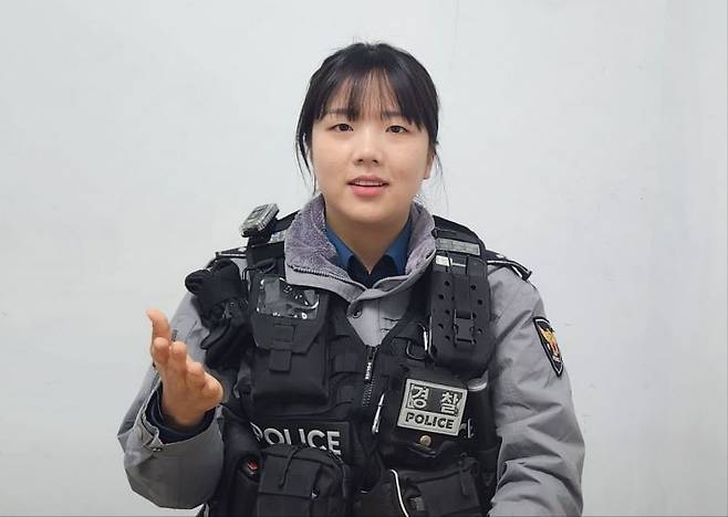 박세림 순경이 아시아경제와 인터뷰하고 있는 모습. 변선진 기자