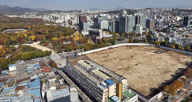 11일 서울 종묘와 세운4구역 모습(사진=연합)