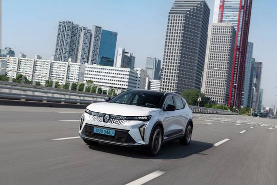 르노코리아 준중형 순수 전기 스포츠유틸리티차(SUV) '세닉 E-테크(Tech) 100% 일렉트릭'. (자료사진) (르노코리아 제공). 2025.08.21.