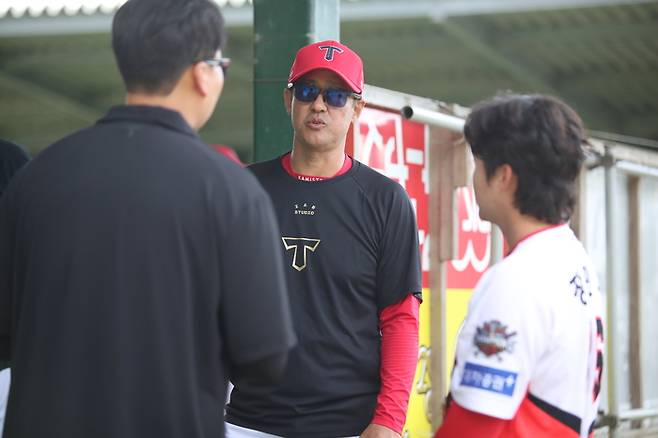 KIA 다카하시 켄 퓨처스 투수코치. 사진 | KIA 타이거즈