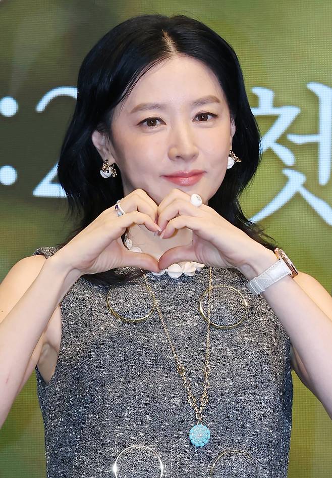 이영애가 뇌출혈로 쓰러진 태국인 유학생을 위해 1000만원을 기부했다. /사진=스타뉴스