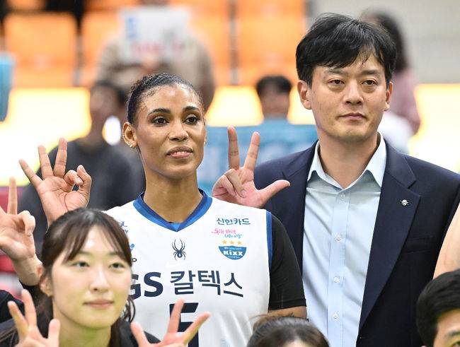 GS칼텍스 연패 탈출 이끈 '투혼의 실바'