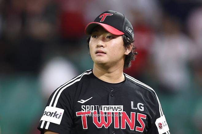 ▲ 고우석은 아직 메이저리그 도전 의지가 있는 것으로 알려진 가운데, 오프시즌 상황을 더 지켜볼 필요가 있다. ⓒ곽혜미 기자