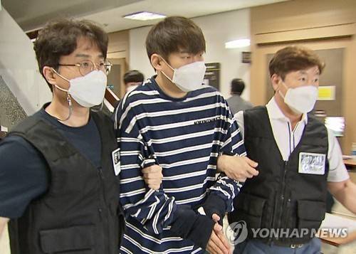 삼성 라이온즈 프랜차이즈 스타로 남을 기회를 승부 조작으로 망친 윤성환. ⓒ연합뉴스