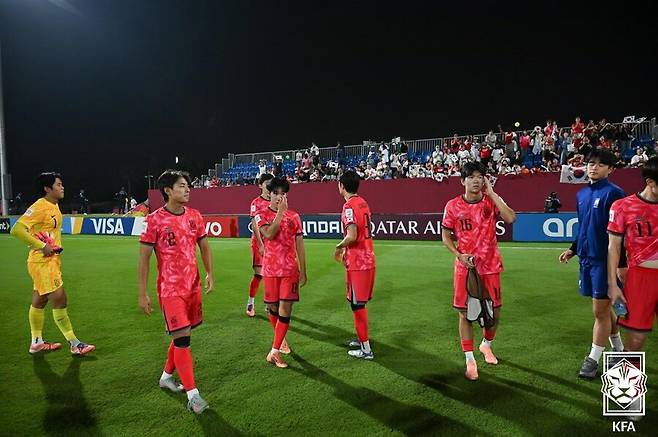 ▲ 운명의 장난처럼 한국과 잉글랜드는 조별리그 단계부터 같은 호텔을 쓰고 있었다. 잉글랜드는 E조에서 경쟁했고, 한국은 F조에서 경쟁했지만 같은 호텔에서 체육관·식당을 오가며 서로의 분위기를 파악할 수 있었다. ⓒ대한축구협회