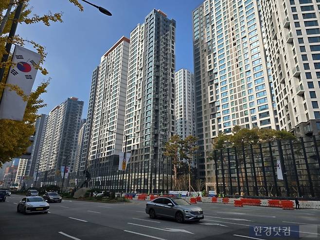 서울 송파구 신천동 '잠실래미안아이파크' 전경. 사진=이송렬 기자.