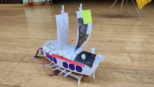 주제창작거북선 . 해양수산부장관상 이태건 (신한중 1학년) 파주시 제공