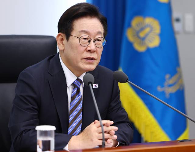 이재명 대통령이 지난 13일 용산 대통령실에서 열린 수석보좌관회의에서 발언하고 있다. 연합뉴스