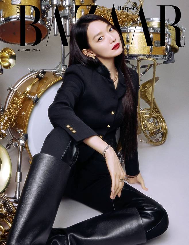 사진 제공: 하퍼스 바자 코리아 Harper’s BAZAAR KOREA