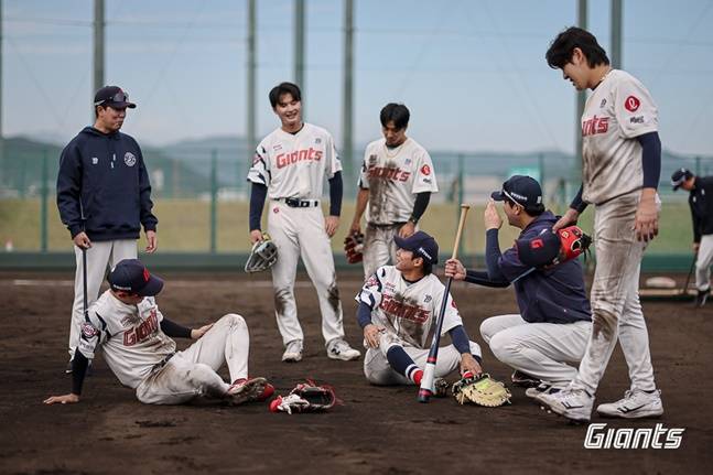 롯데 선수들이 마무리훈련을 소화하고 있다. /사진=롯데 자이언츠 제공
