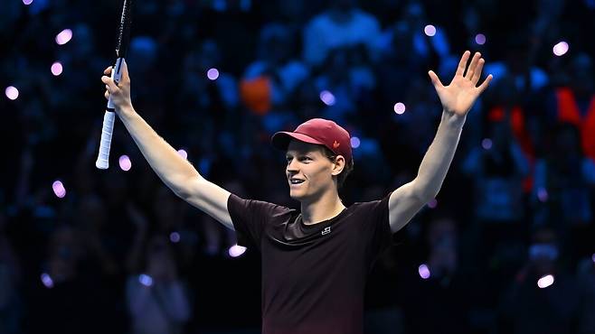 야니크 시너의 우승 환호. 사진/ATP 투어