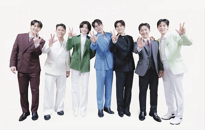 미스터트롯 시즌3 경연에서 톱7에 오른 아티스트들이 오는 29~30일 ‘트롯프렌즈’ 콘서트를 통해 위기가정 지원을 위한 기부금을 희망친구 기아대책에 기탁한다.