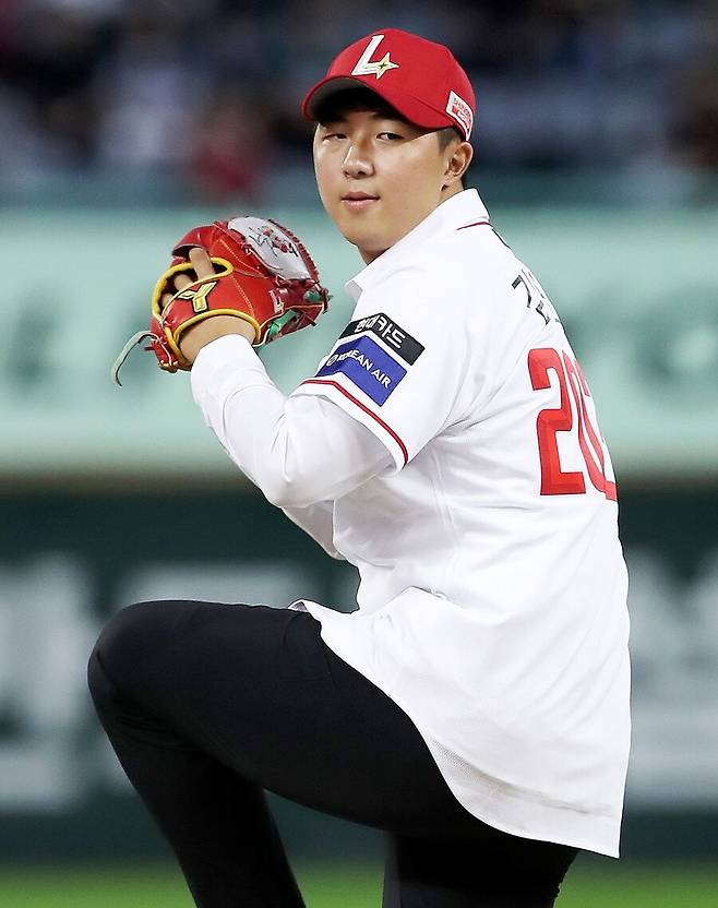 ▲ 이숭용 감독은 2026년 1라운더 김민준을 선발로 키우겠다는 구상을 드러냈다 ⓒSSG랜더스