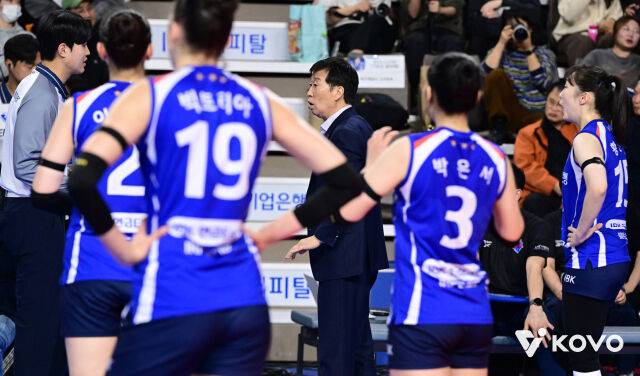 김호철 IBK기업은행 감독./KOVO