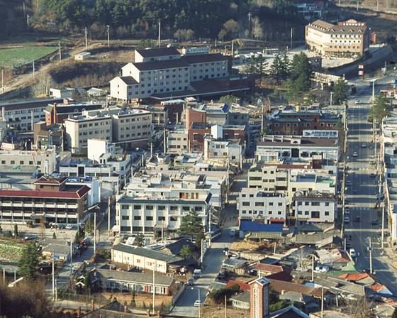 수안보온천 주변 모습. 중앙포토