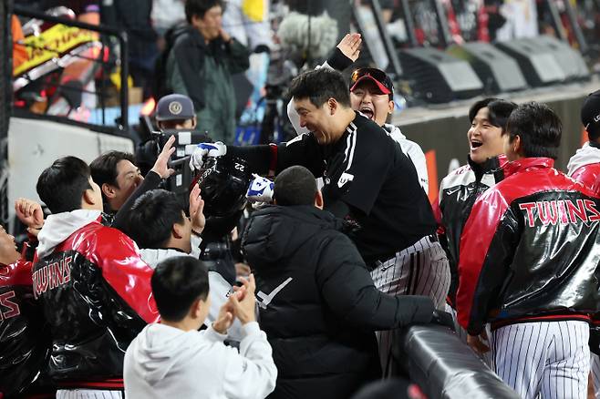 10월 31일 한국시리즈 5차전 김현수의 모습. 사진=구단 제공