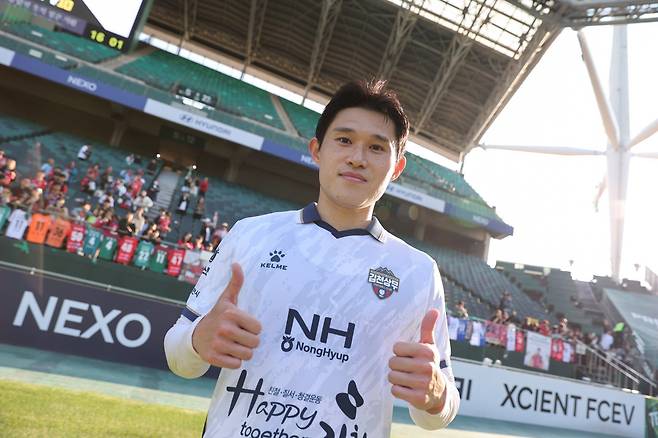 울산 이동경(사진), 전북 박진섭, 대전하나 주민규는 ‘2025 동아스포츠대상’의 유력한 수상 후보다. 수상자는 12월 2일 오후 3시 서울 성북구 고려대 백주년기념삼성관에서 열릴 시상식에서 발표된다. 사진제공|한국프로축구연맹